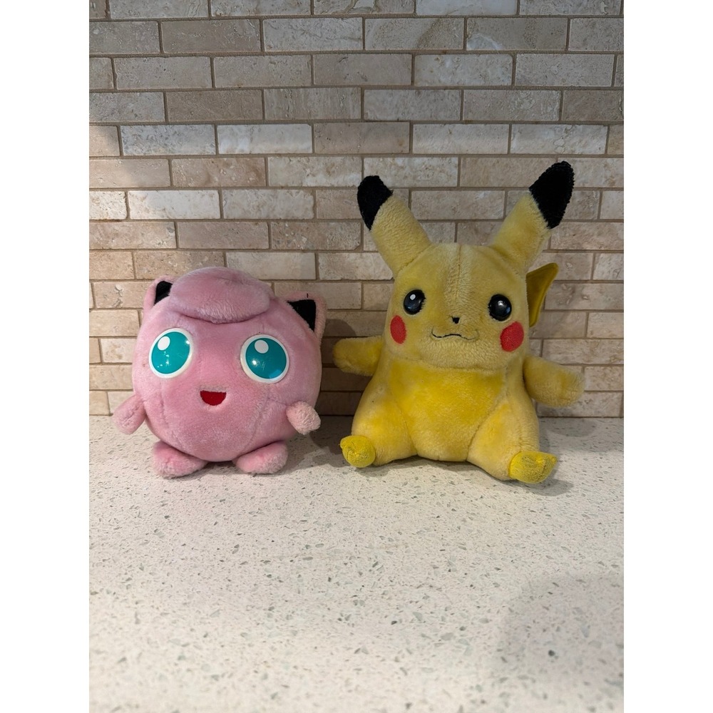 1998 Pokemon Pikachu Plush Hasbro Nintendo Game Freak‎ Bundle